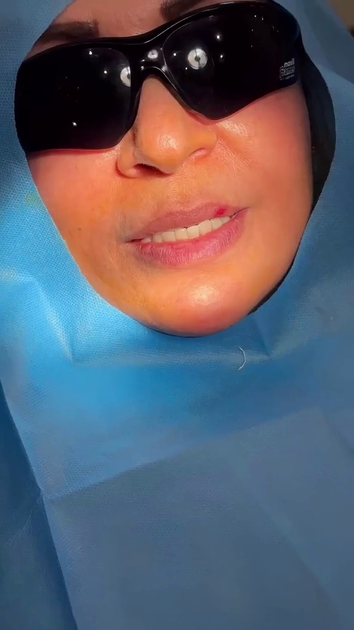 مطب دندانپزشكی دکتر شفق