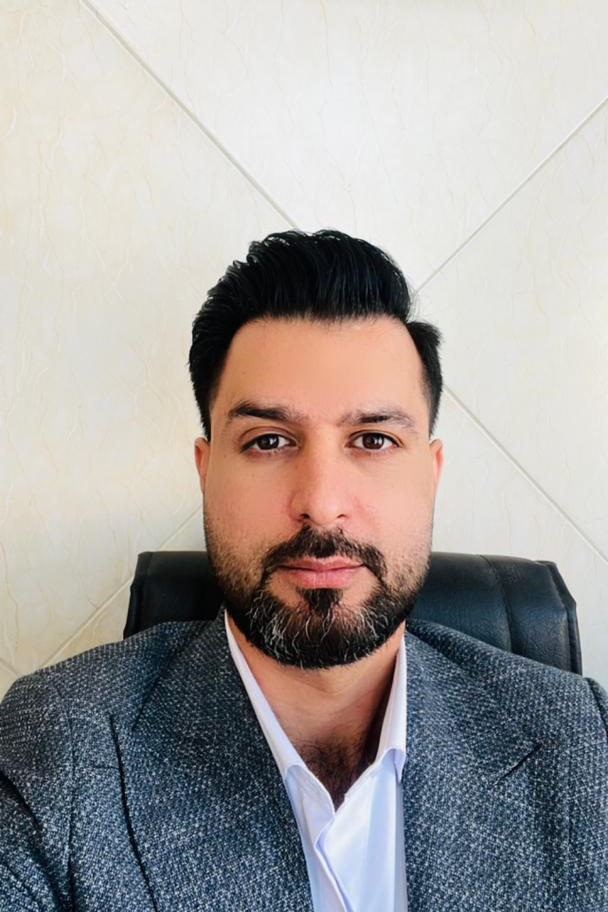 وکیل حسن ملک نیا