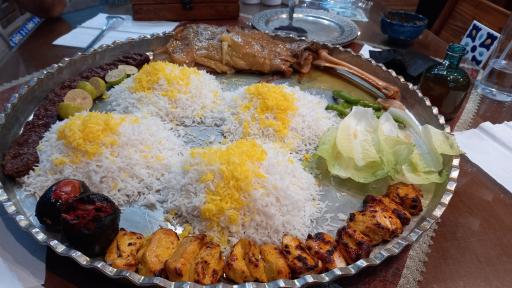 رستوران مرشد باهنر
