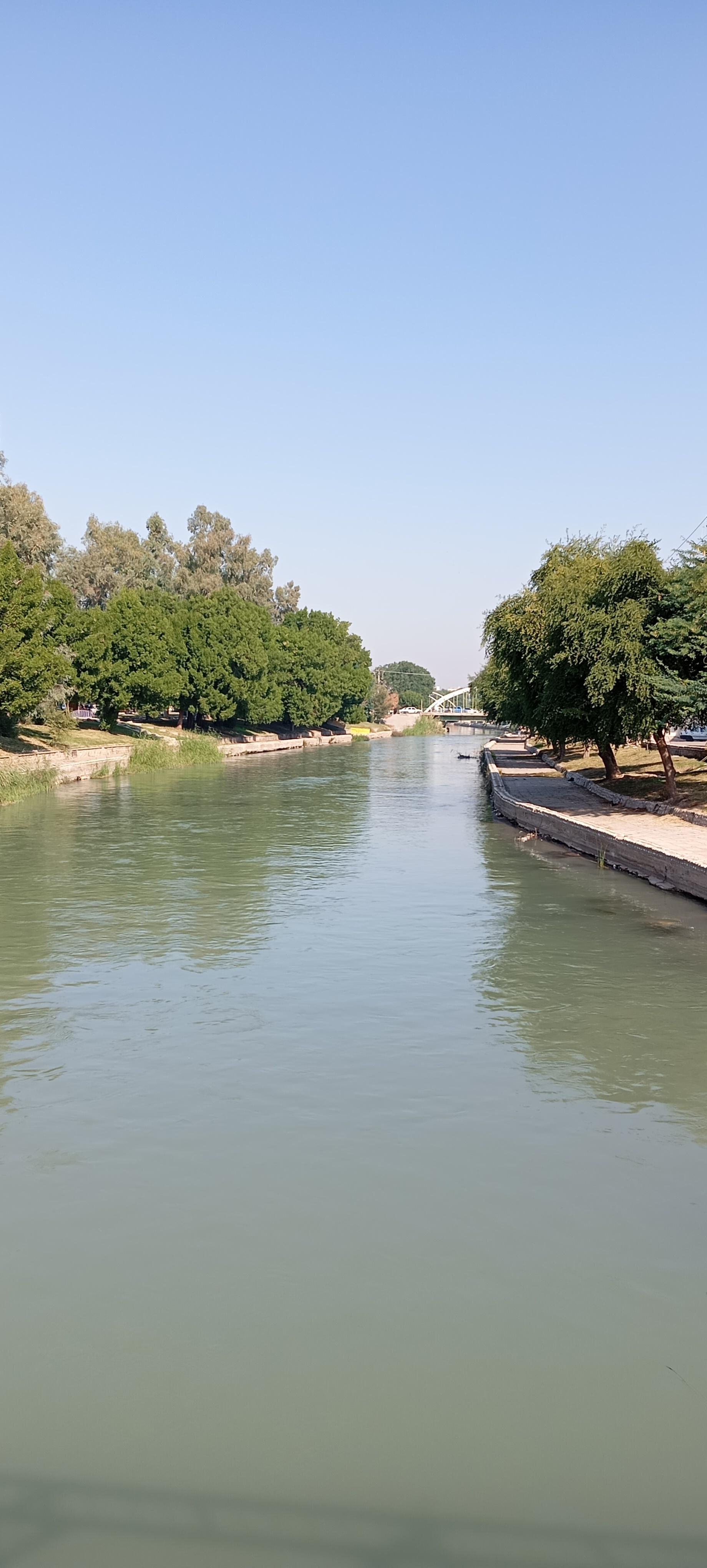 خبرنگار