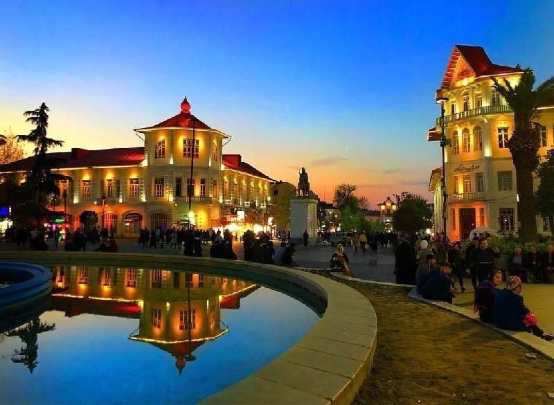 مجموعه میدان شهرداری رشت