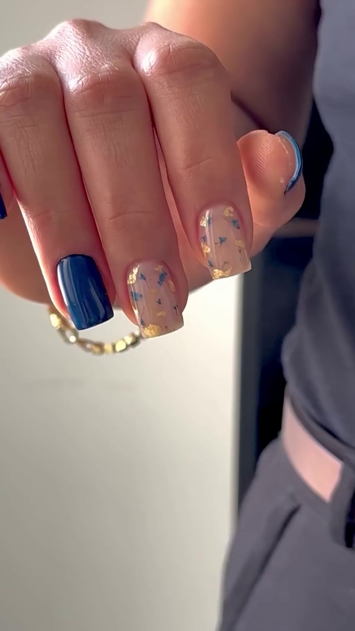 مرکز تخصصی ناخن مصی خادمی