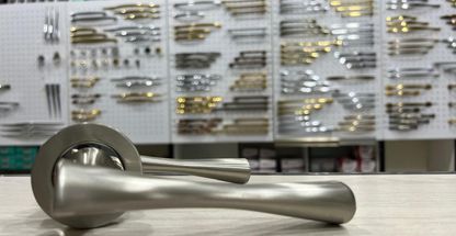 یراق کابینت عطاء