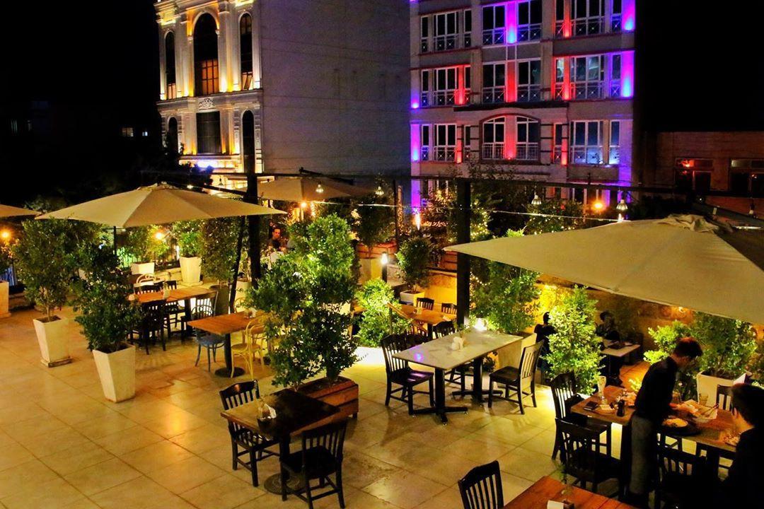 رستوران بخارا