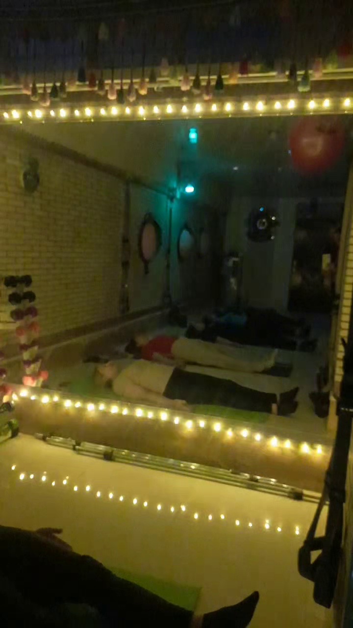 باشگاه خصوصی یوگا