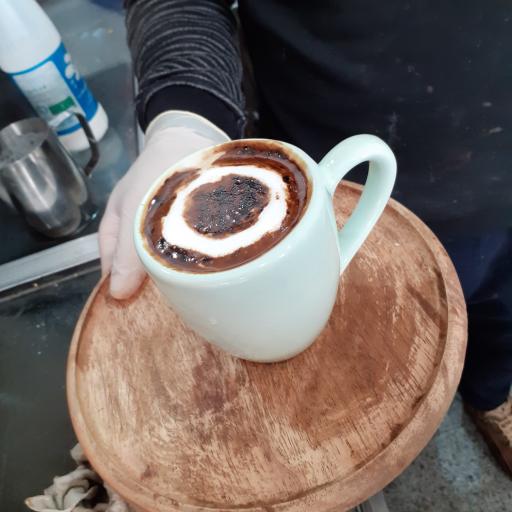 آبمیوه بستنی ما ۲ تا(کلبه سابق)