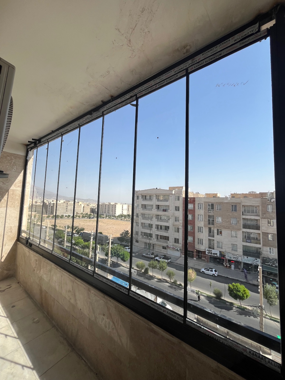 شیشه سکوریت و کرکره برقی خدری