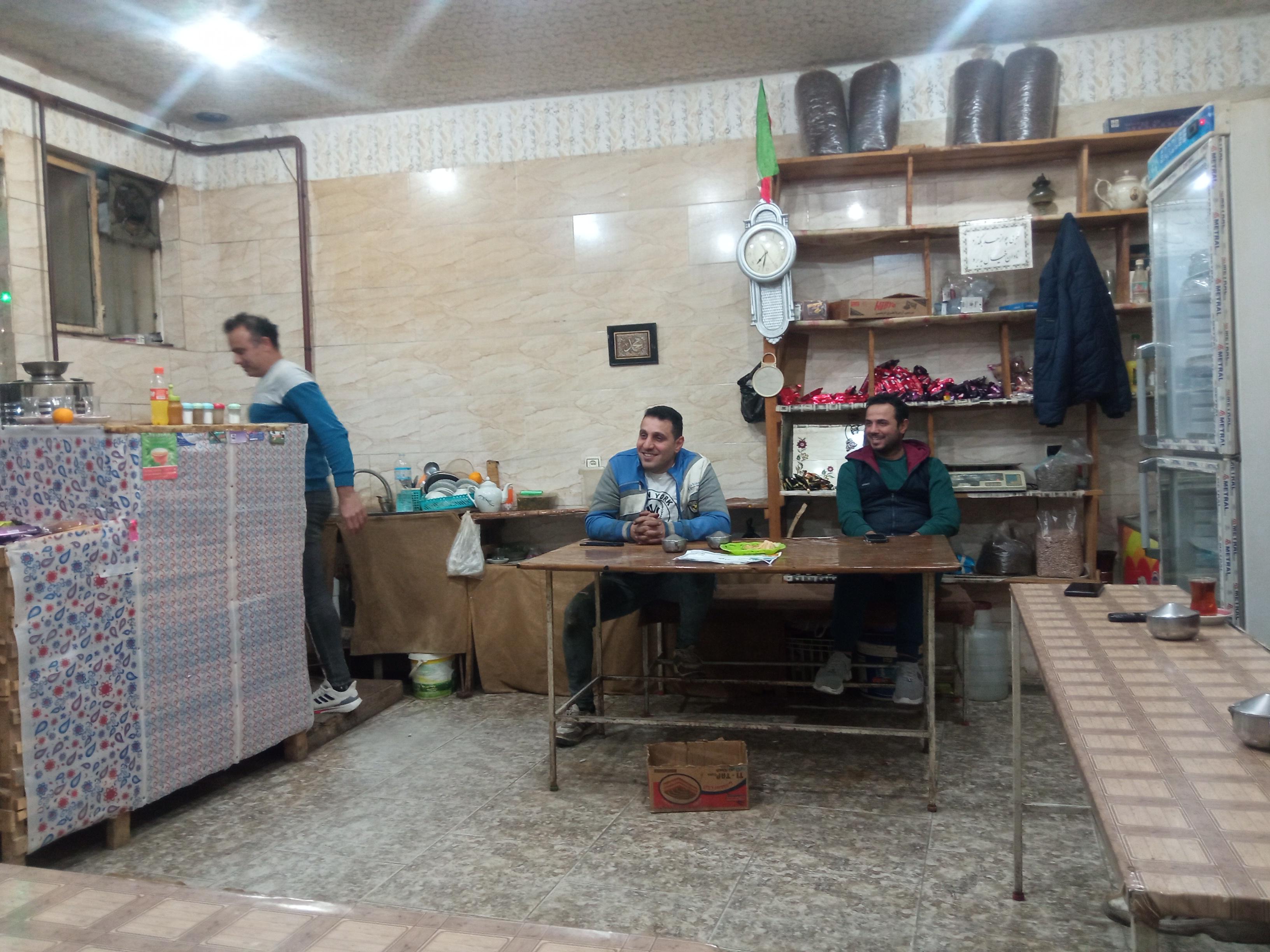 کافه دایی قربان