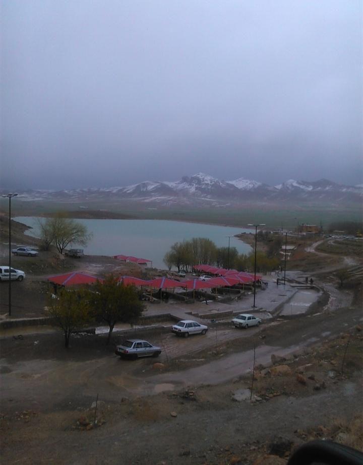 تفریحگاه چشمه زنه