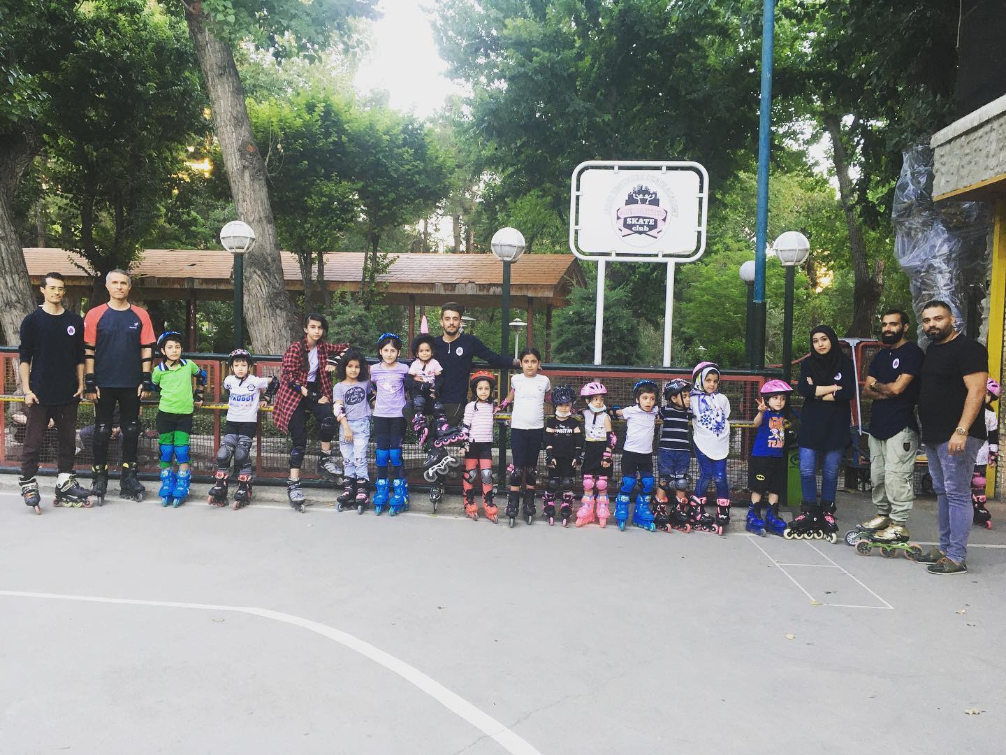 آکادمی تخصصی اسکیت ساعی