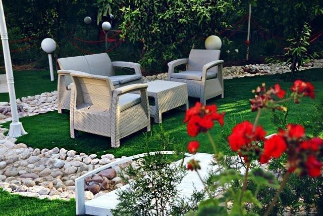 کافه فرحزاد