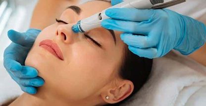 پاکسازی پوست  با دستگاه هیدروفیشیال