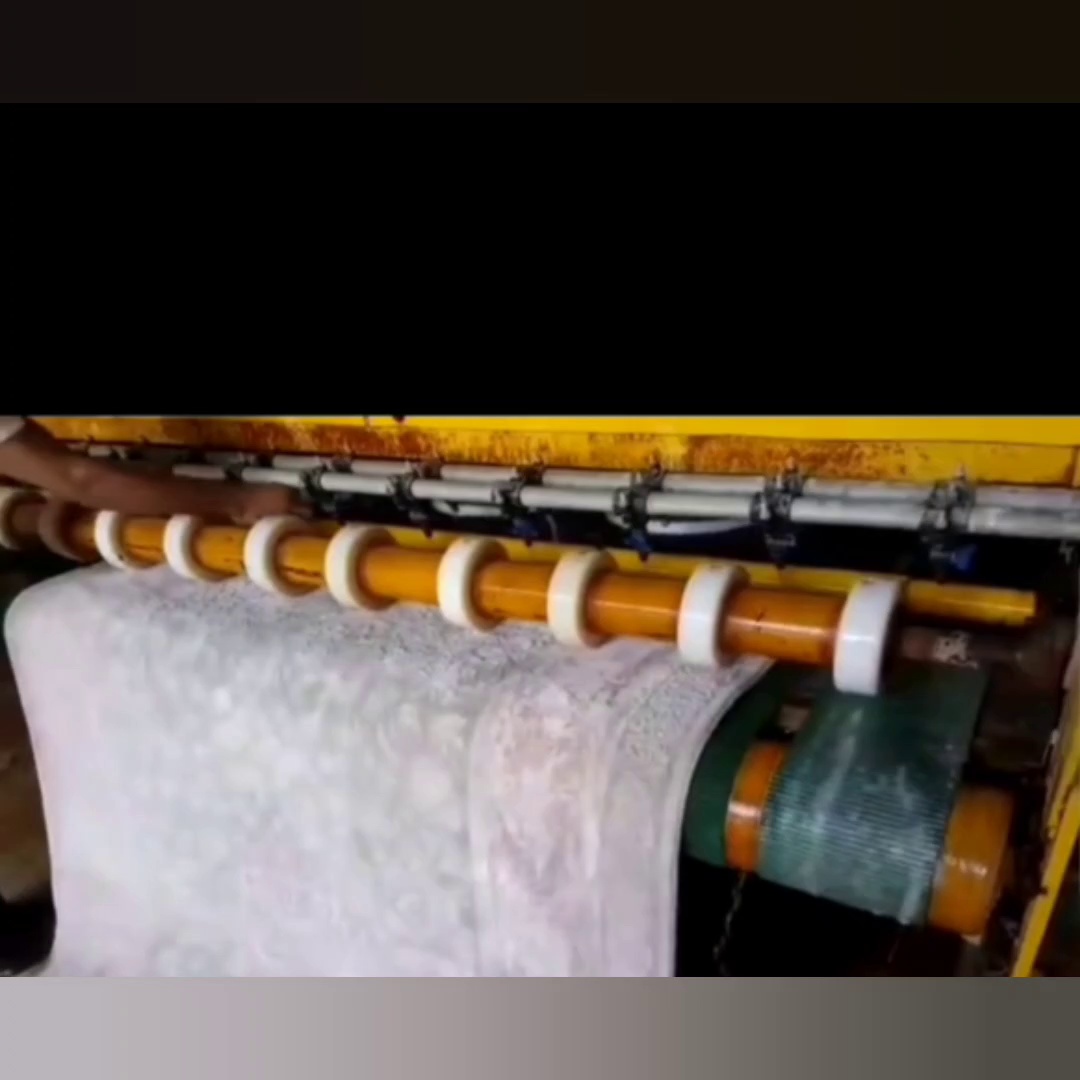 قالیشویی آئین دارای لوح کیفیت  (ممتاز)