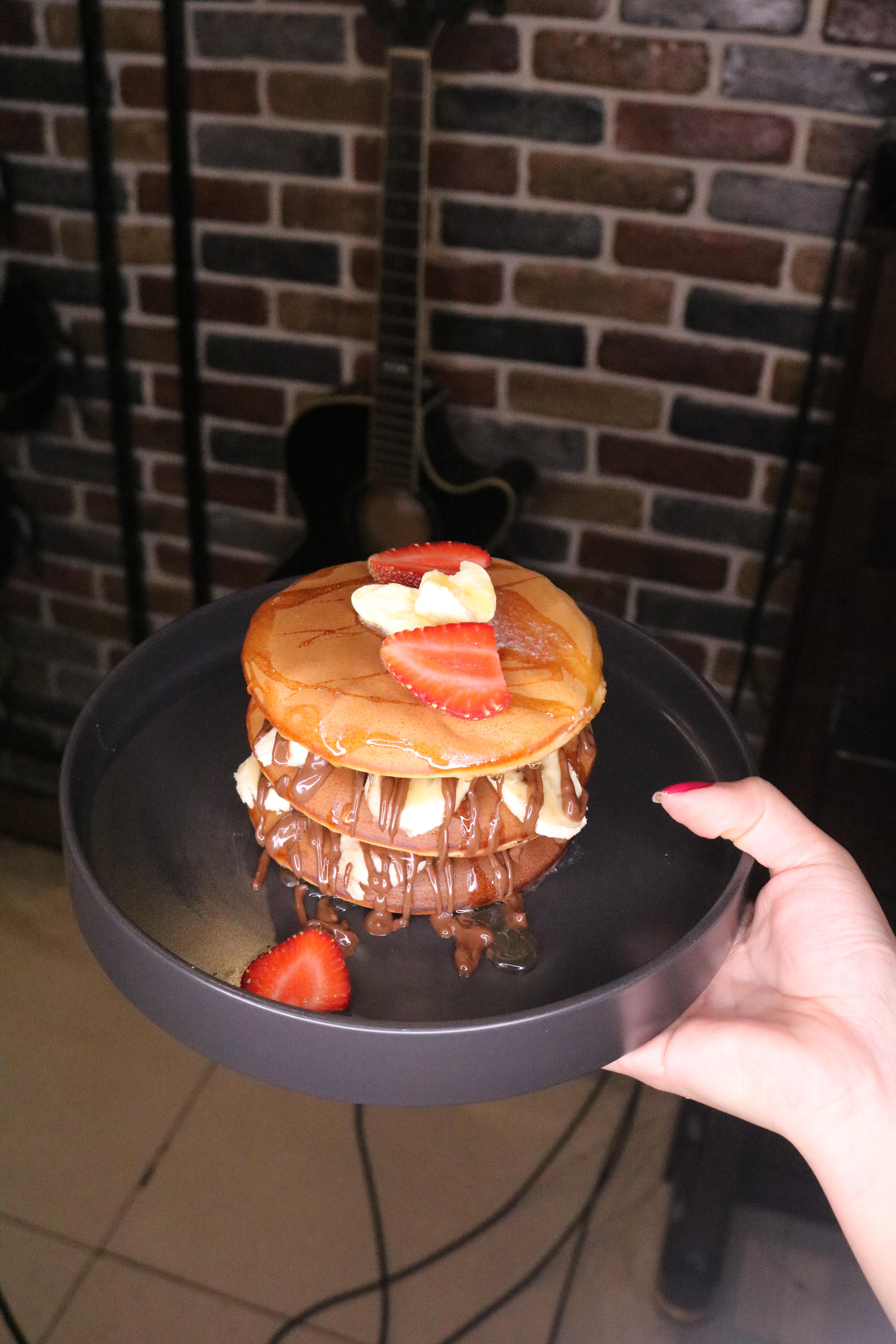 کافه رستوران گلپیدور