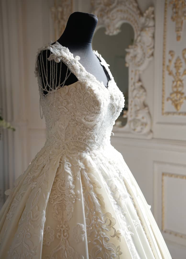 مزون لباس عروس بابازاده