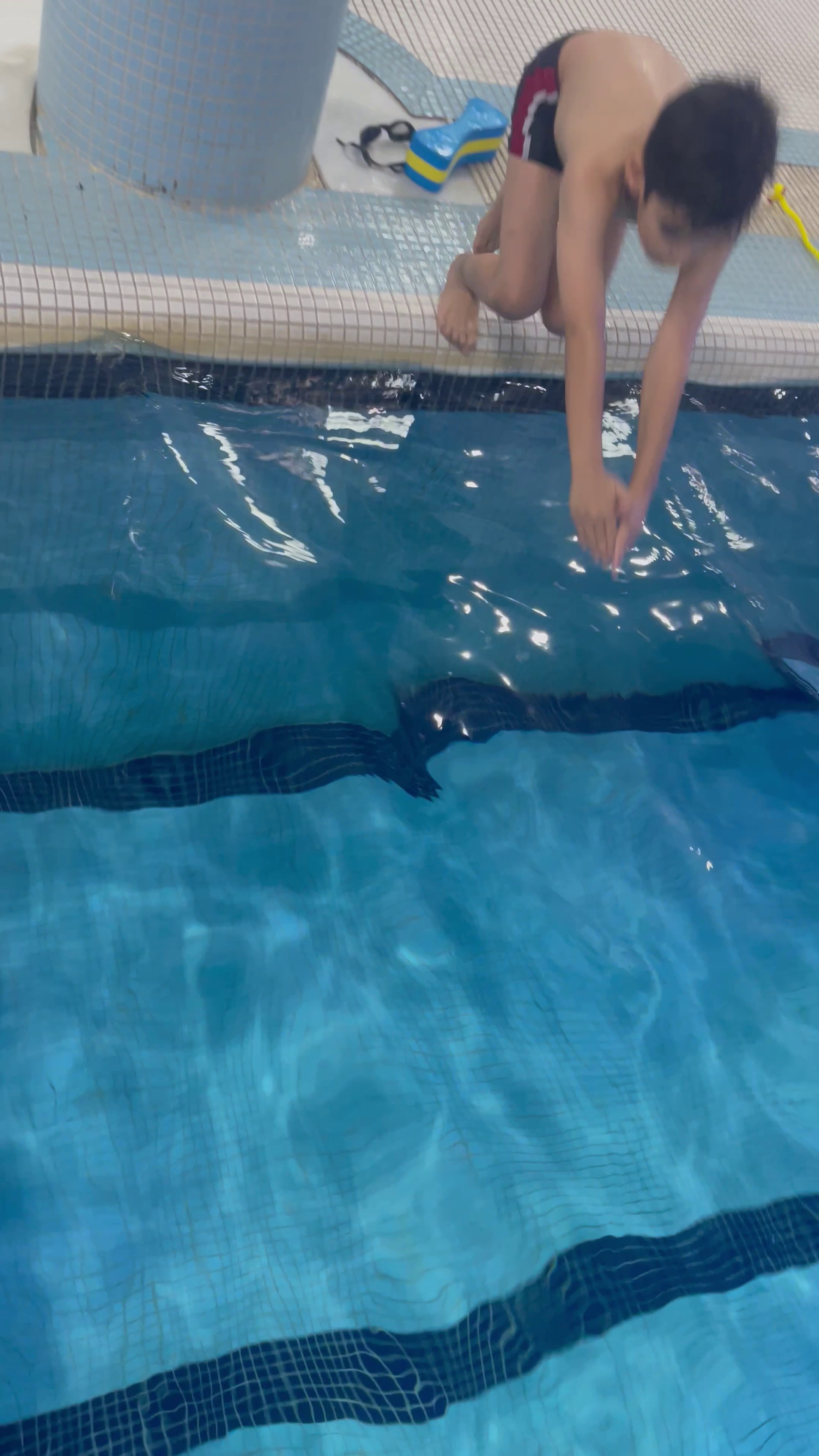 آموزش شنا گلی کلانتری(شعبه دو)