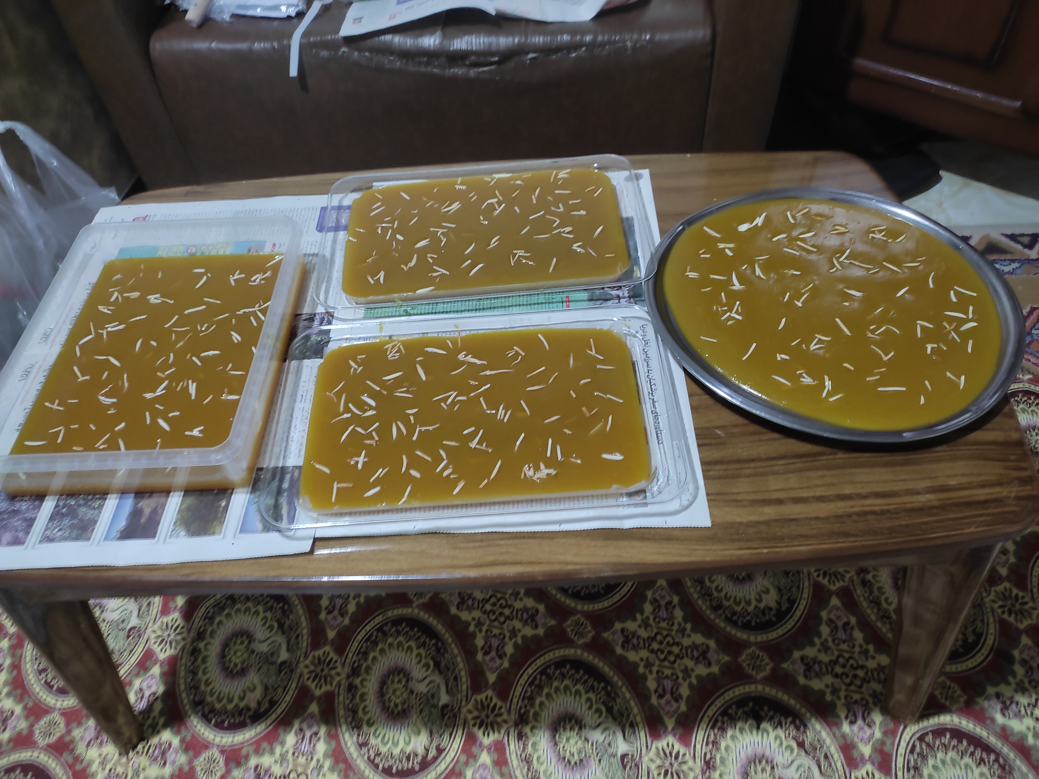 شیرینی جات سنتی وخانگی محمودزاده