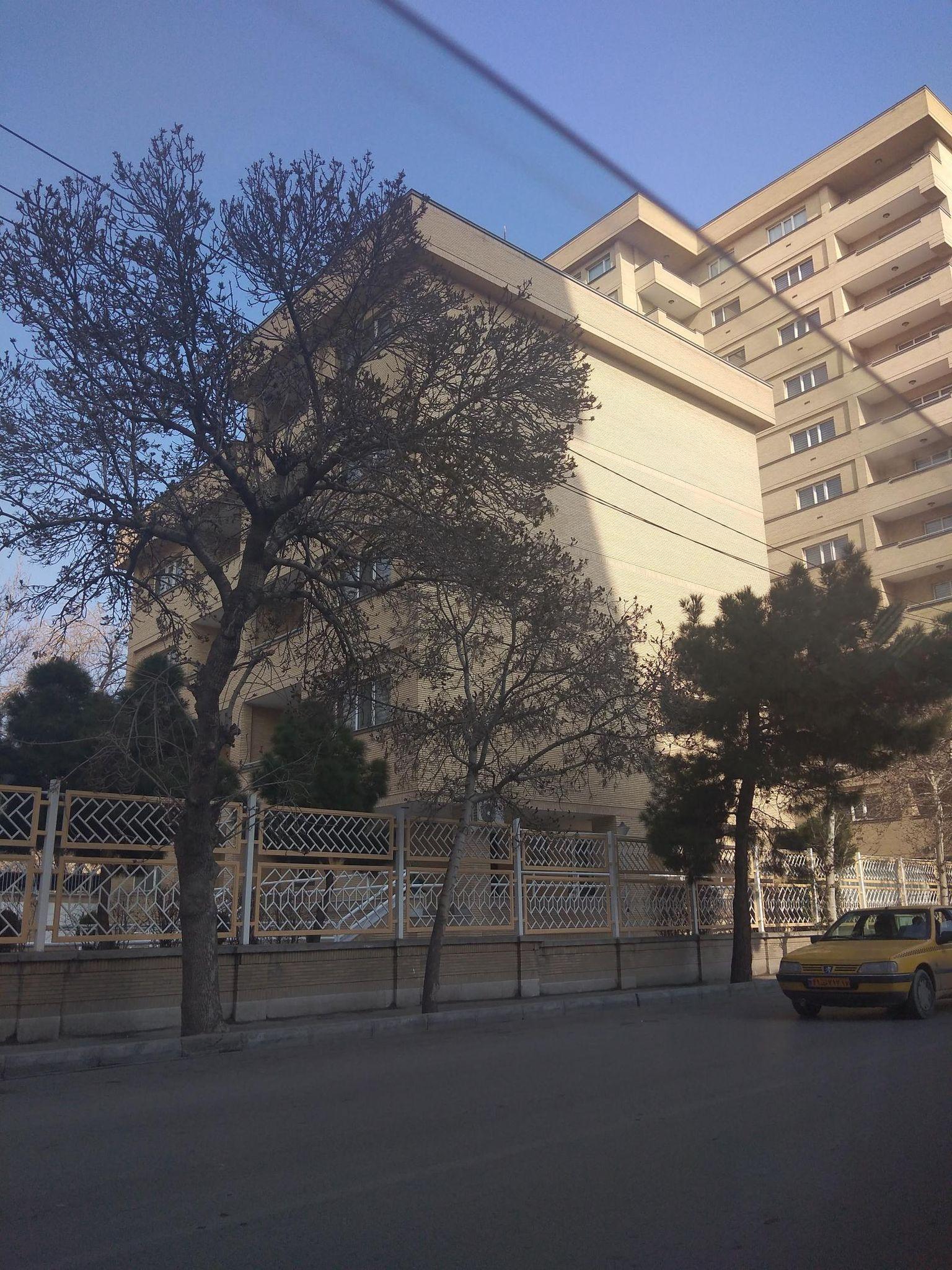 زائرسرا بانک صنعت ومعدن