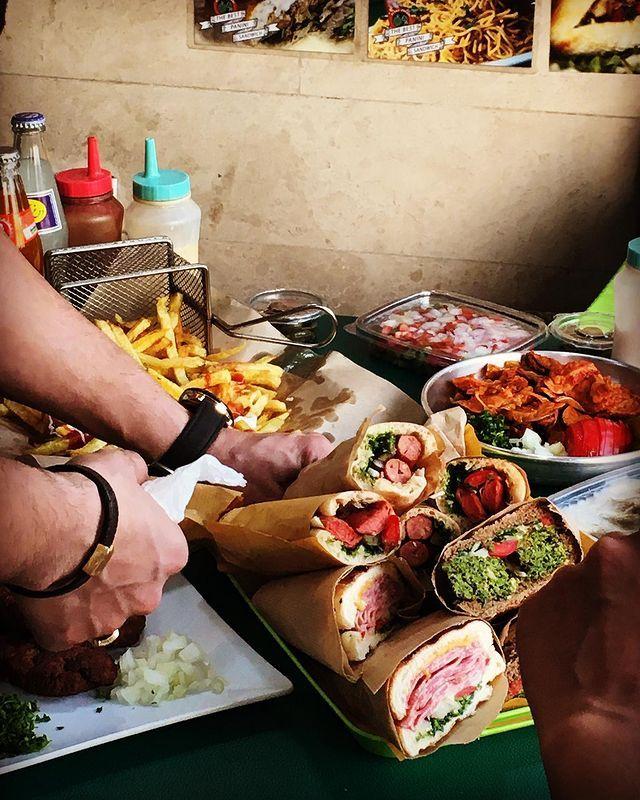 فست فود پیاز جعفری