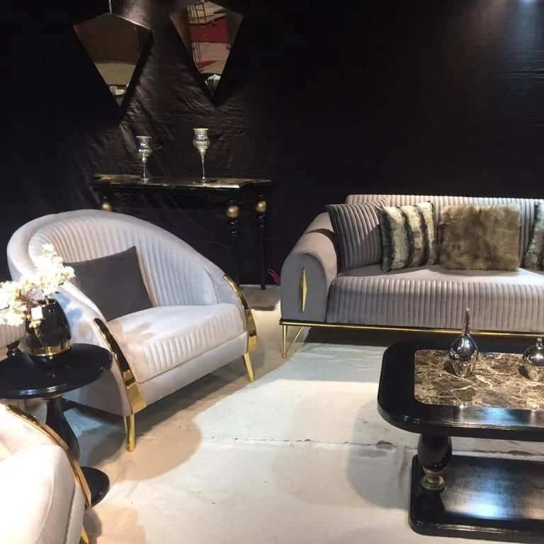 مبلمان آدلی