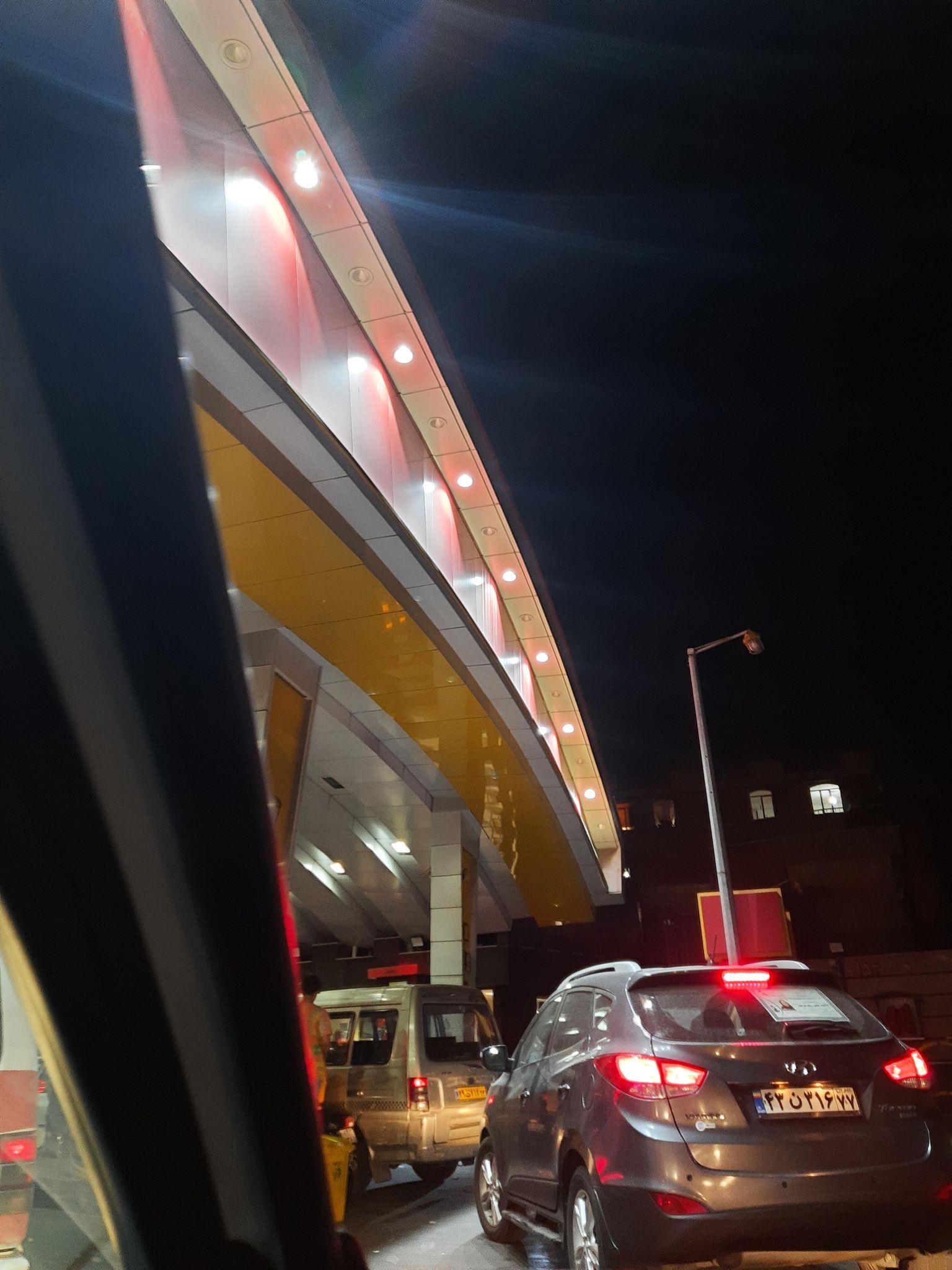 پمپ بنزین شرق تهران