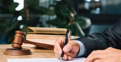 دفتر مجتبی صالحی و وکلای پایه یک دادگستری