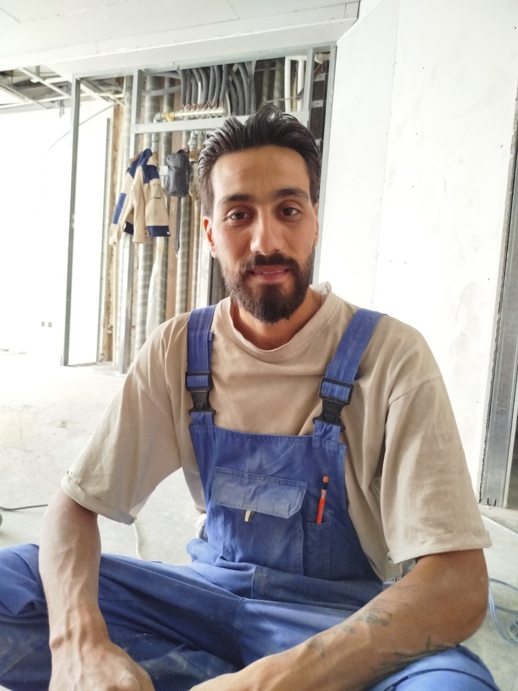 کناف و سقف کاذب خنده رو