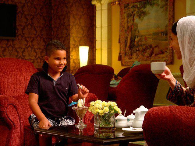 هتل بزرگ تهران ۲