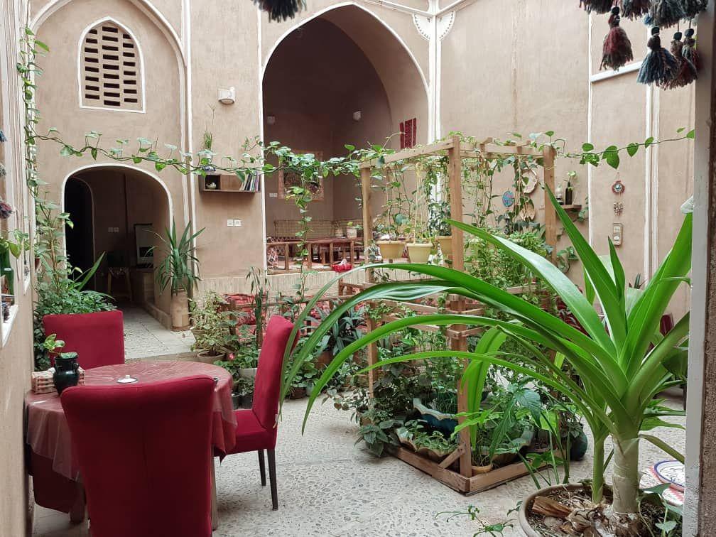 مسافرخانه و اقامتگاه بوم گردی شهرزاد یزد