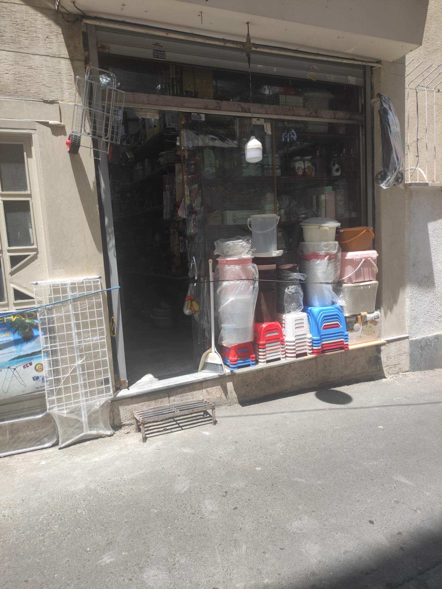 ظروف یکبار مصرف کالر پلاست