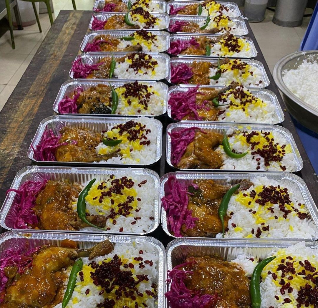 آشپزخانه و بیرون بر ساکی