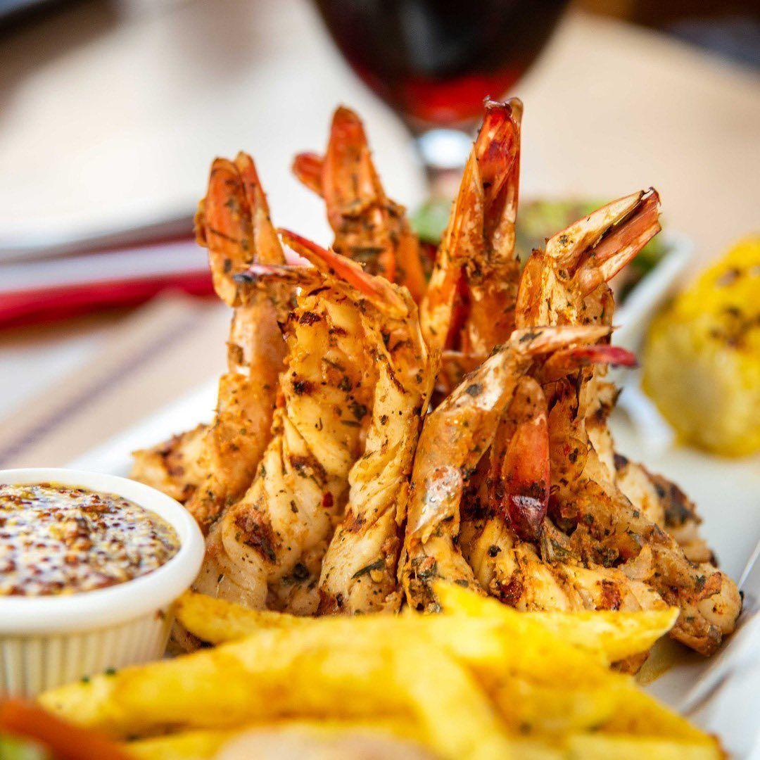 رستوران کاپیتان لانژ