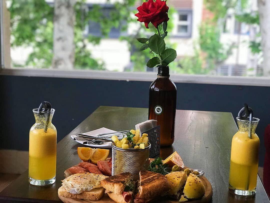 کافه مونالیزا