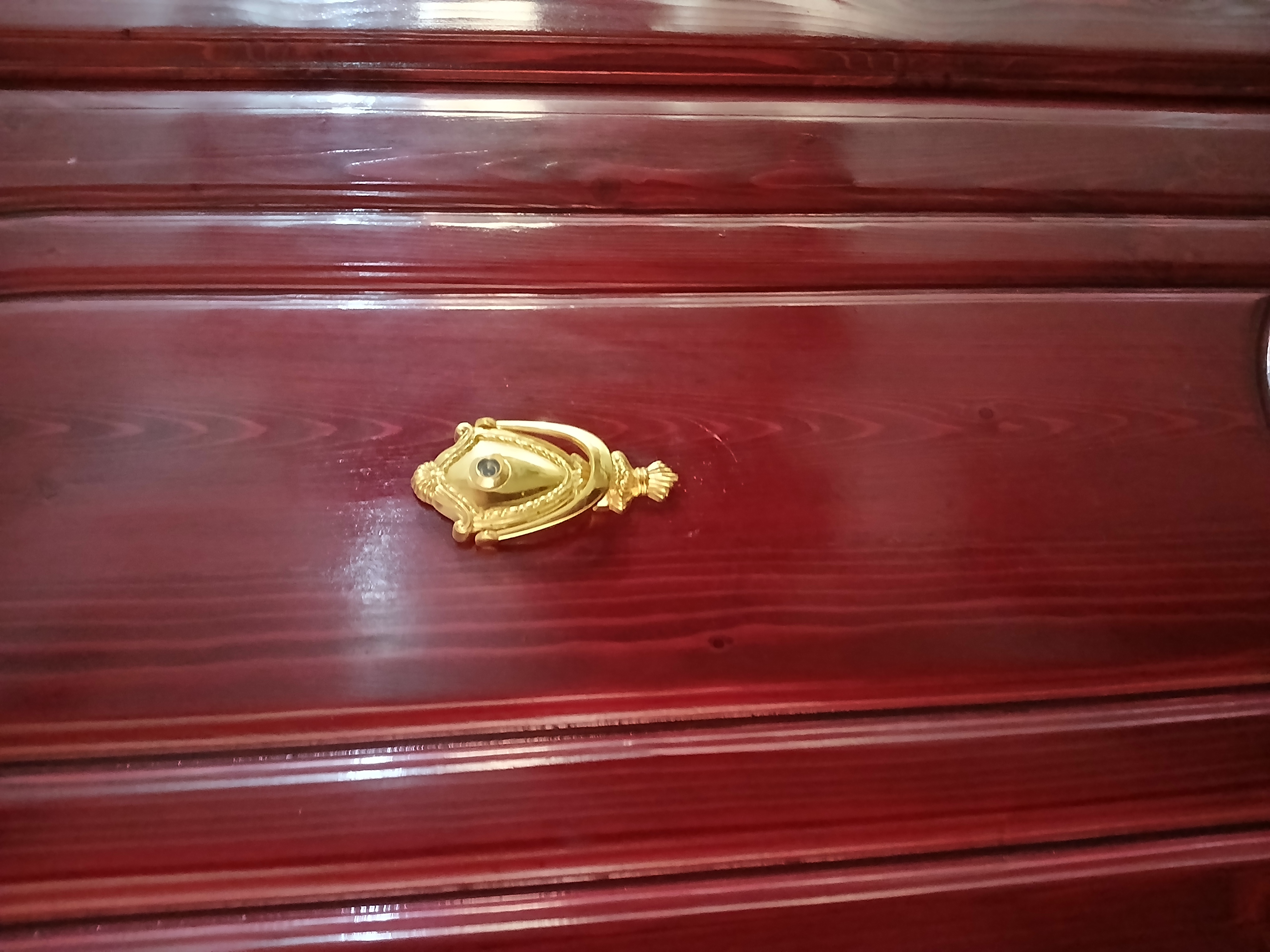 نقاش ساختمان مختار عرفانیان