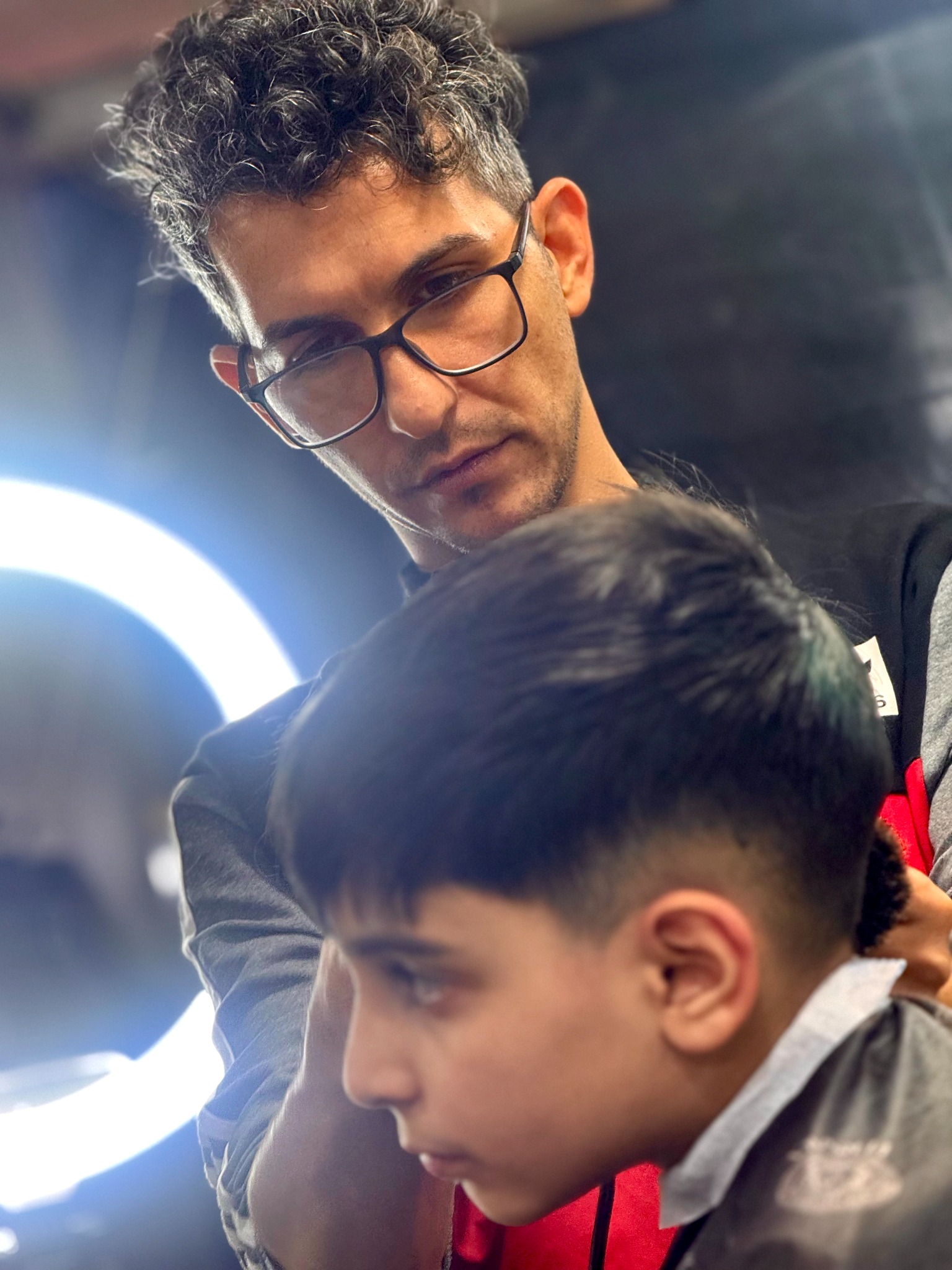 پیرایش تخصصی مو آریا