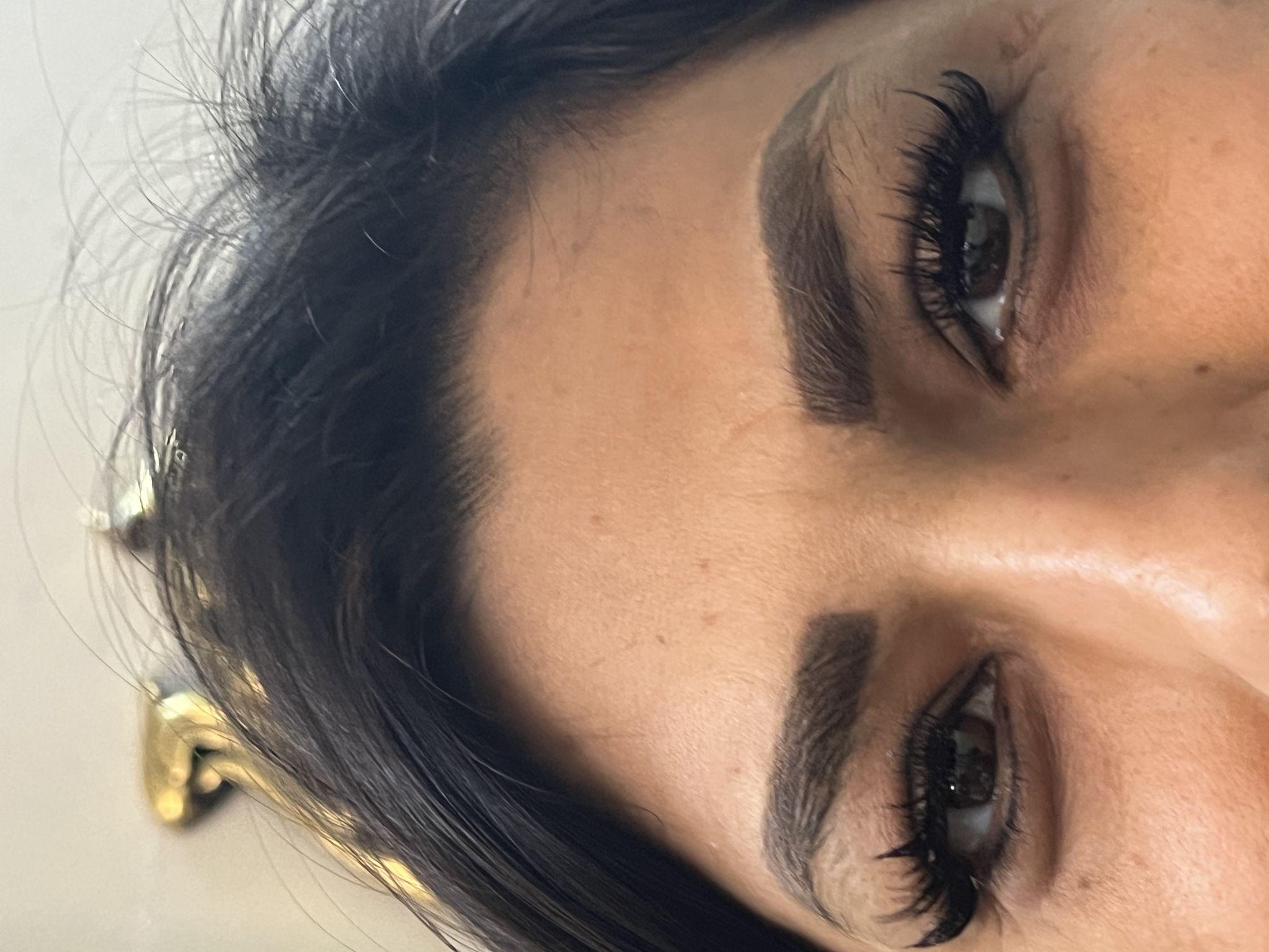 کاشت مژه نجمه