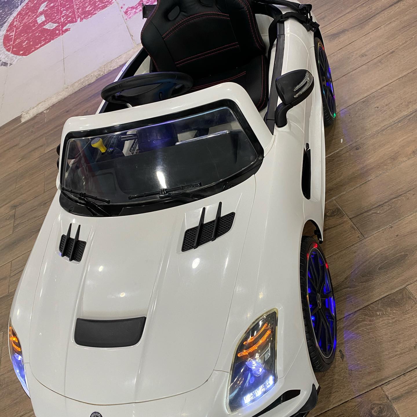 فروشگاه محله