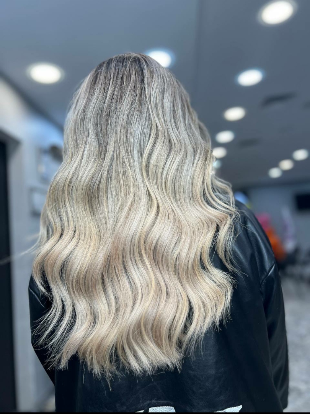 رنگ و لایت با مهناز