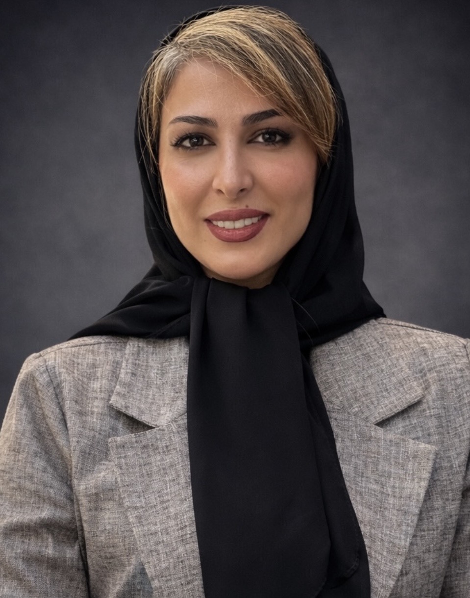 وکیل پایه یک دادگستری آتنا سلامت