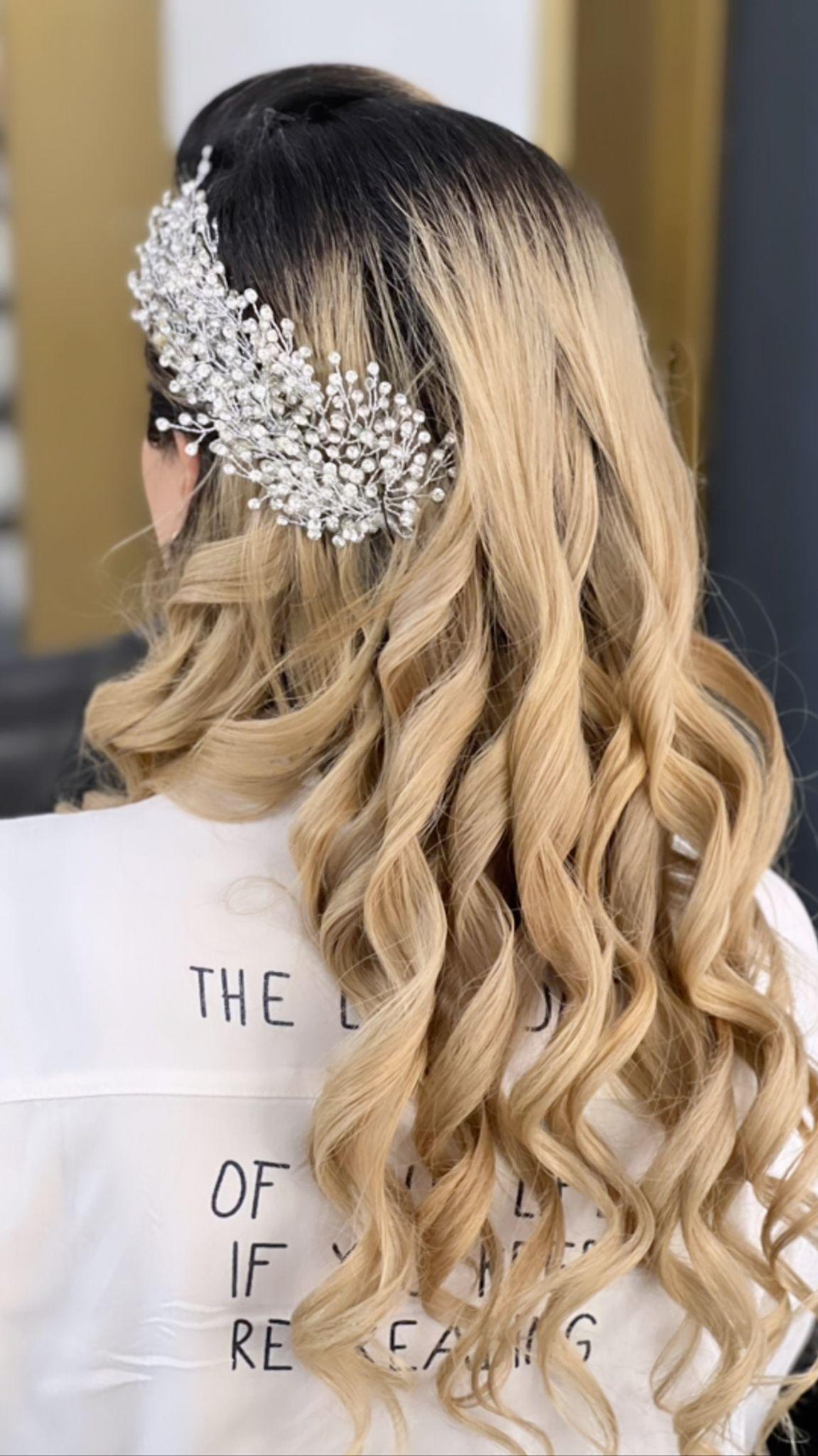 سالن زیبایی بانو نازنین حسینی