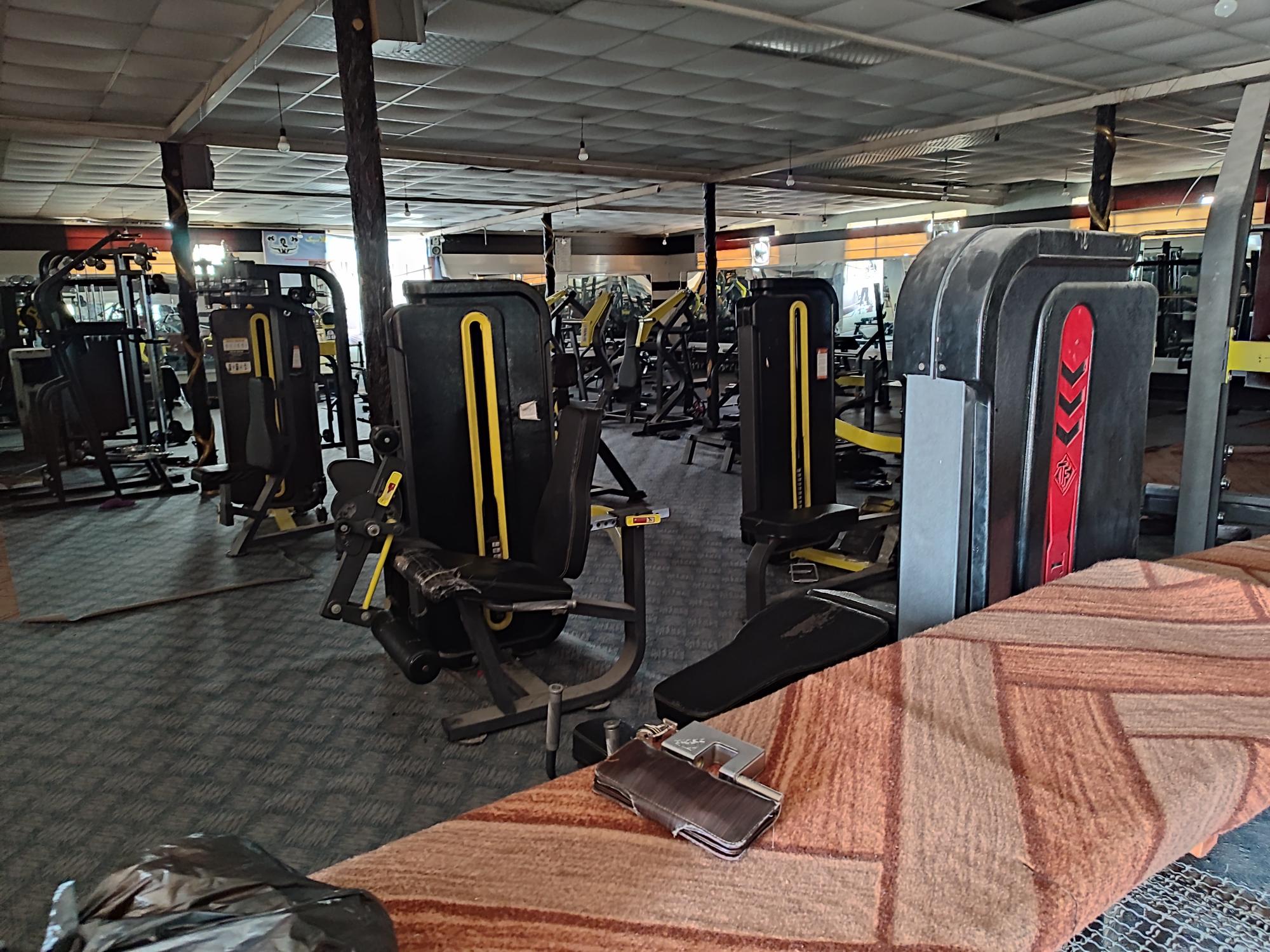 باشگاه بدنسازی فیزیک کلاسیک