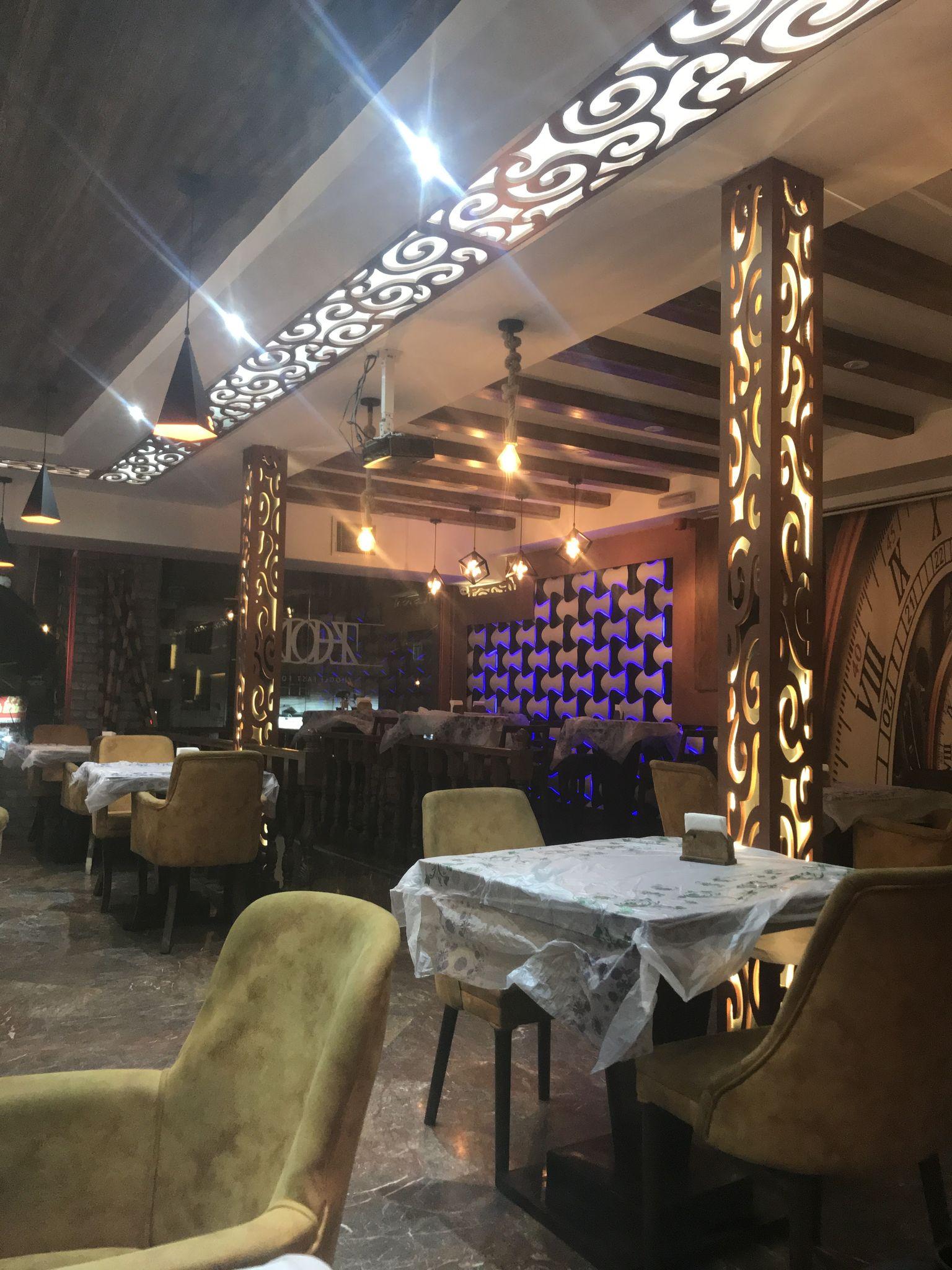 رستوران ایتالیایی ژولی