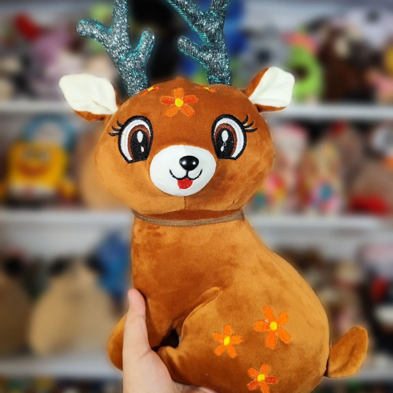 عروسک فروشی