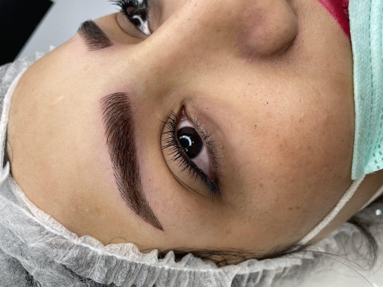 مرکزتخصصی آرایش و زیبایی سالن گریم