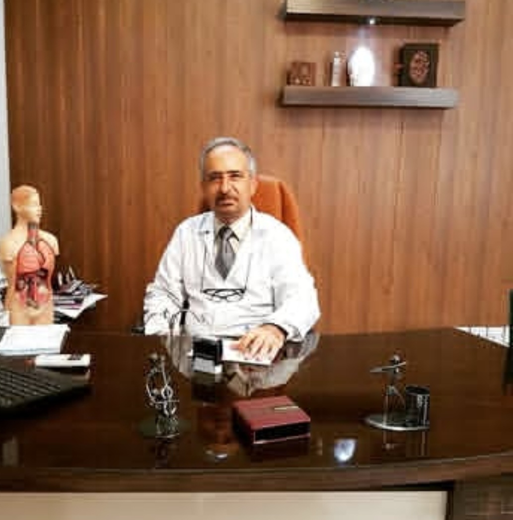 پرویز توکل