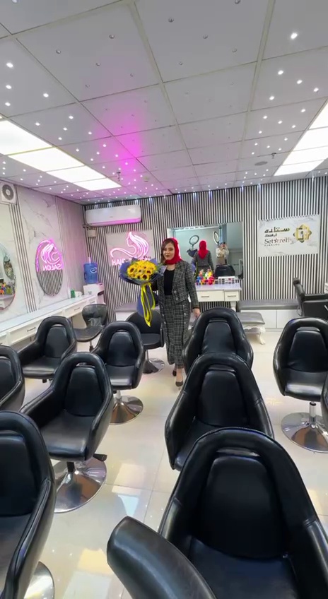 مرکز تخصصی رنگ٬لایت و کراتین بهناز مرادی