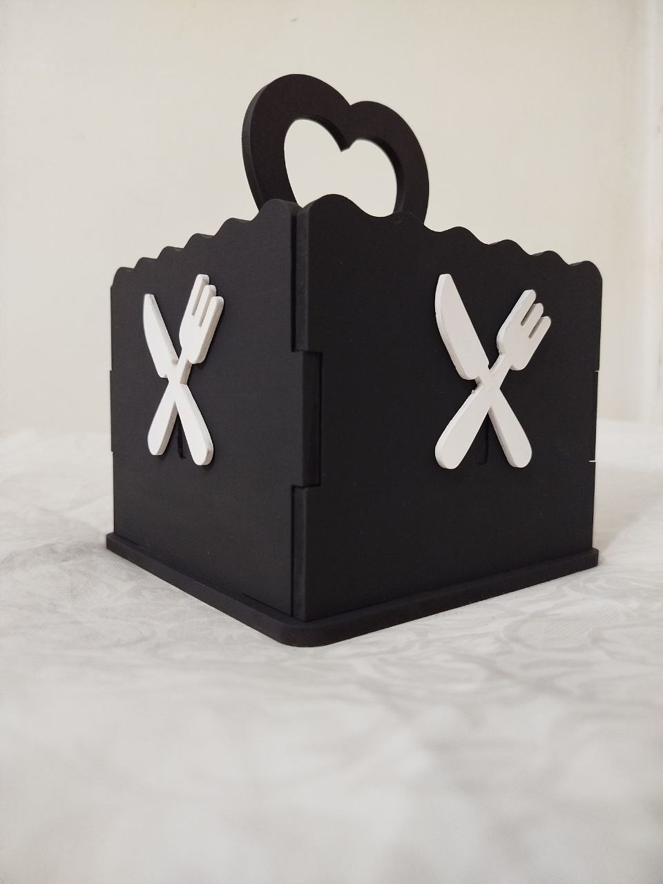 خدمات برش لیزری و حکاکی مولائی