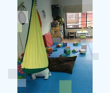 کلینیک کاردرمانی و گفتاردرمانی مهرآفرین