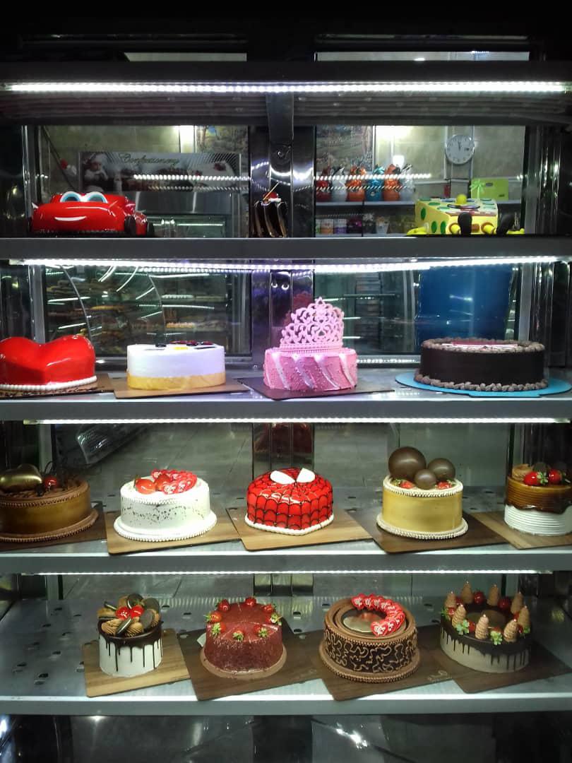 شیرینی سرای پونک