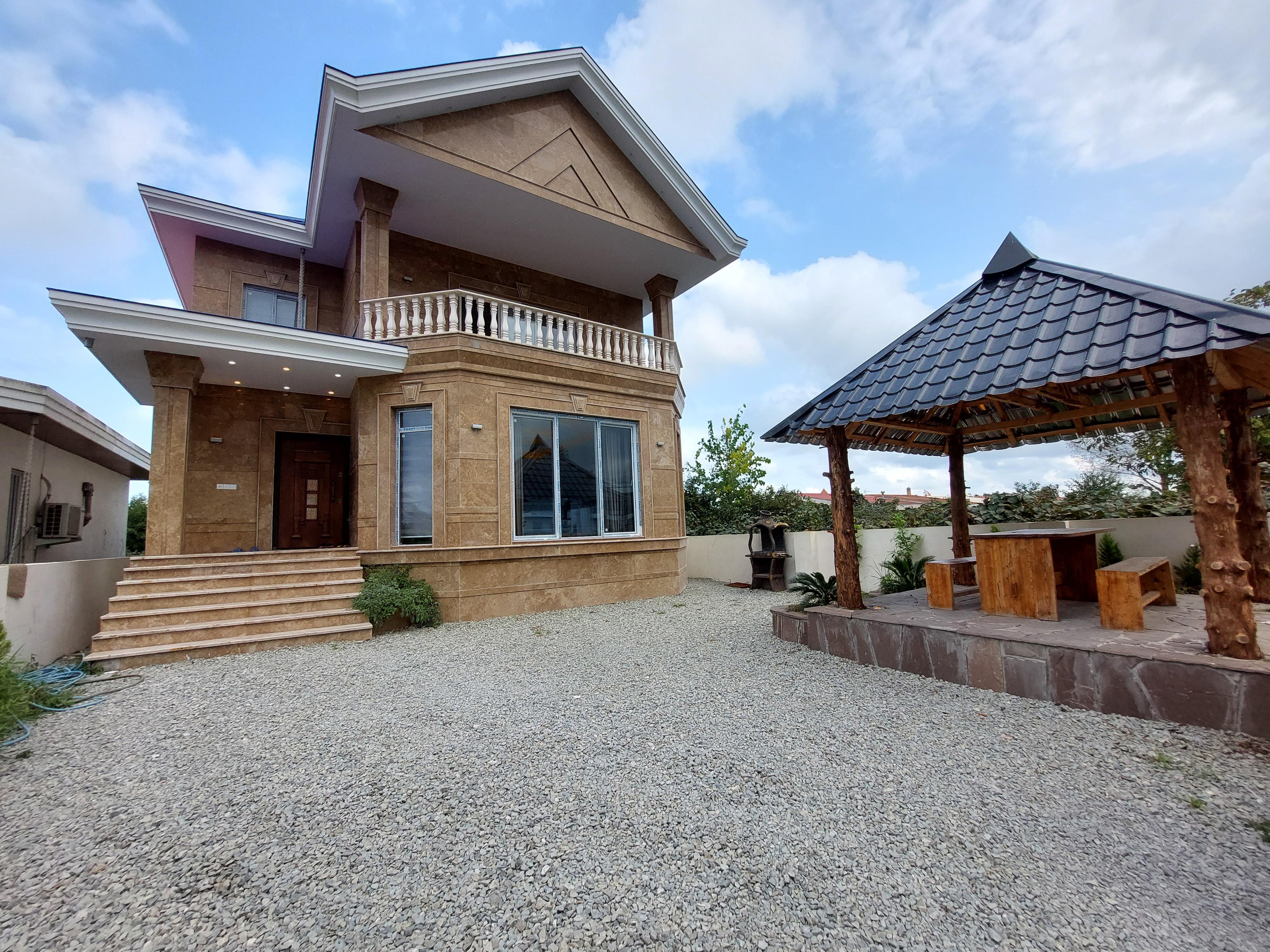 دفتر رزرواسیون ویلا وِر (امیر)